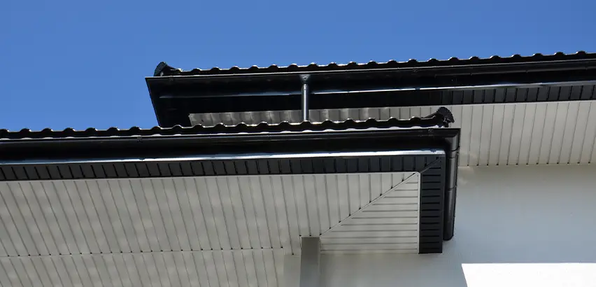 Roof Overhang Repair in Barrington